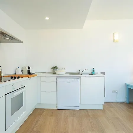 샬레 Sea View House With Terrace